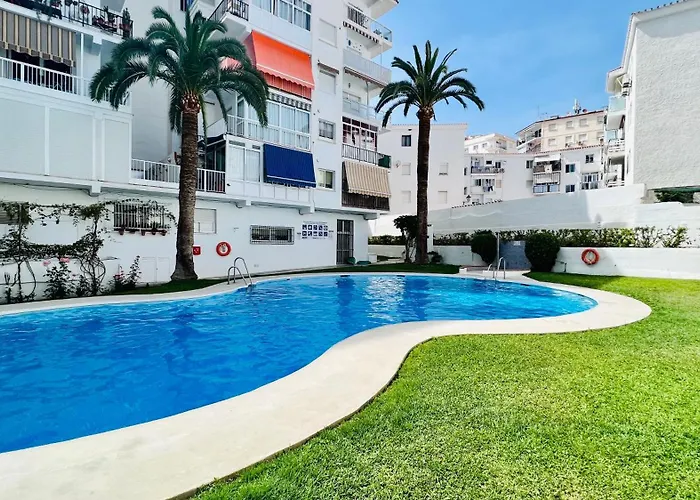 Pool By South Costa Apartman Nerja